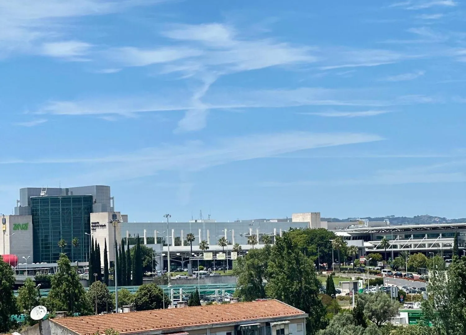 Airport Room location