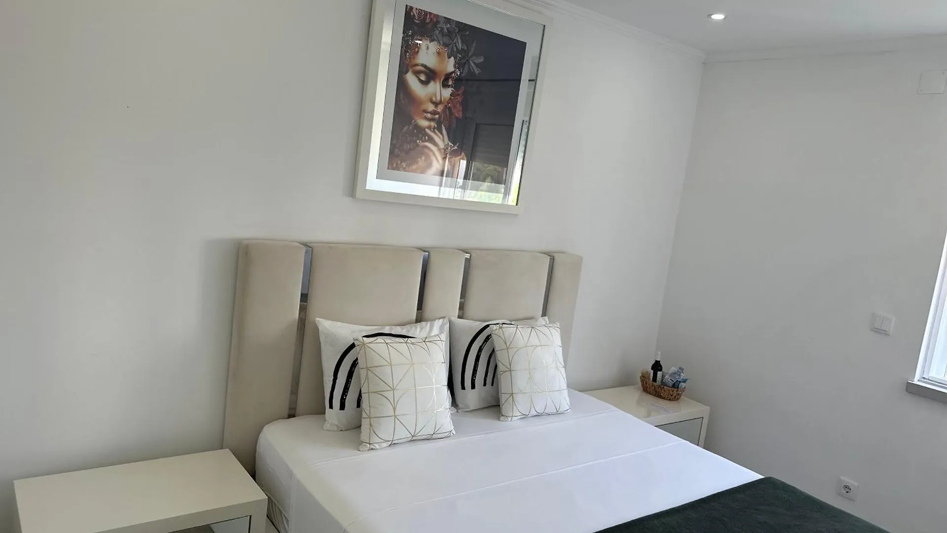 Apartment Airport Room Lisbon